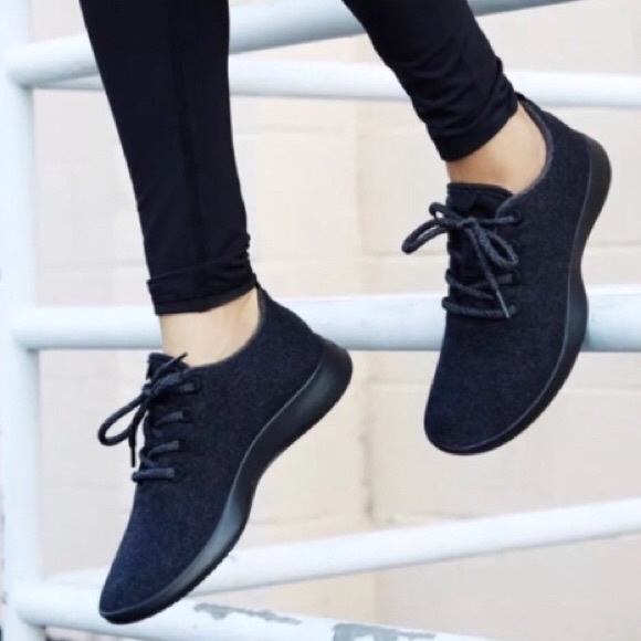 allbirds natural black